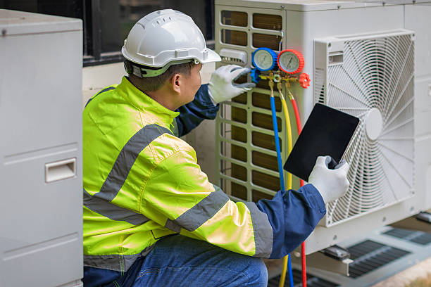 Professional Hvac technician working in East Olympia, WA